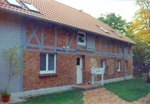 Zur Vorderansicht- Hinterhaus Nr.1a